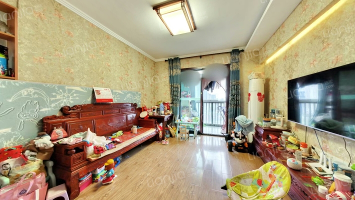 中南新苑西区二手房实景图