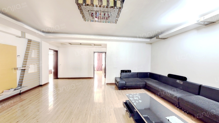 锦泰嘉园二手房实景图