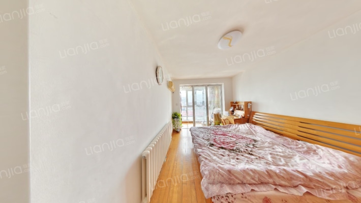 大世界公寓二手房实景图