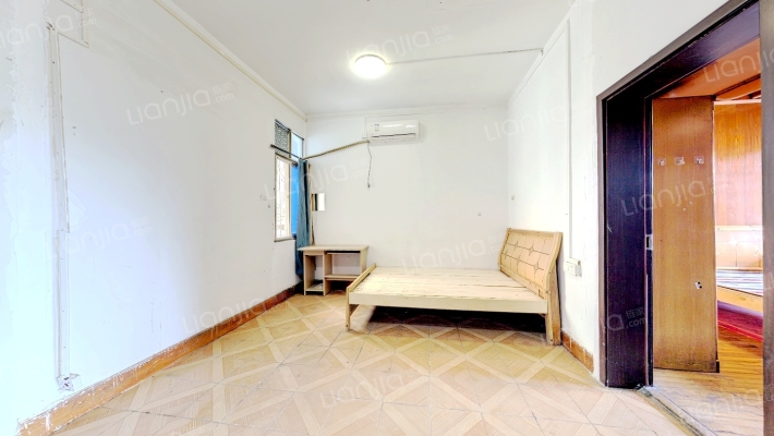 珞南街广埠屯社区二手房实景图