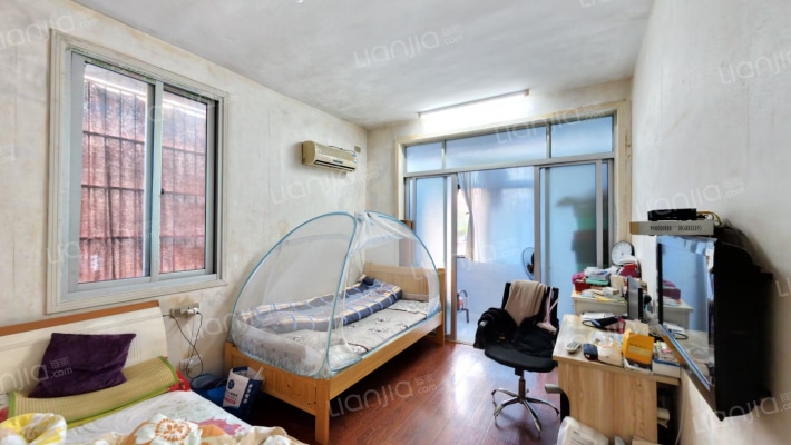 玻璃钢小区二手房实景图