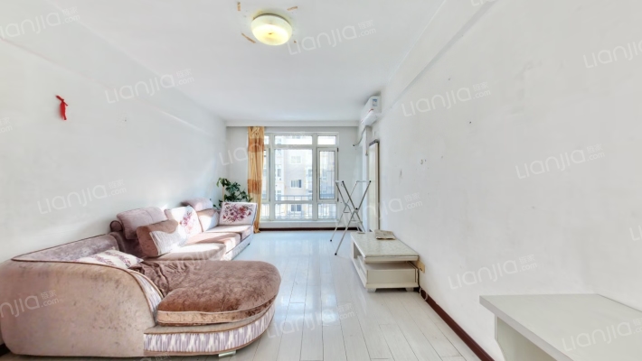 龙畔金泉二期二手房实景图