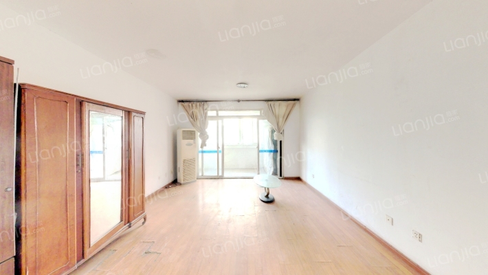 省检察院职工楼二手房实景图