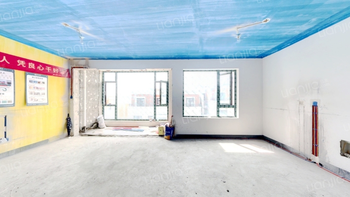 青岛小镇科莫湖二手房实景图