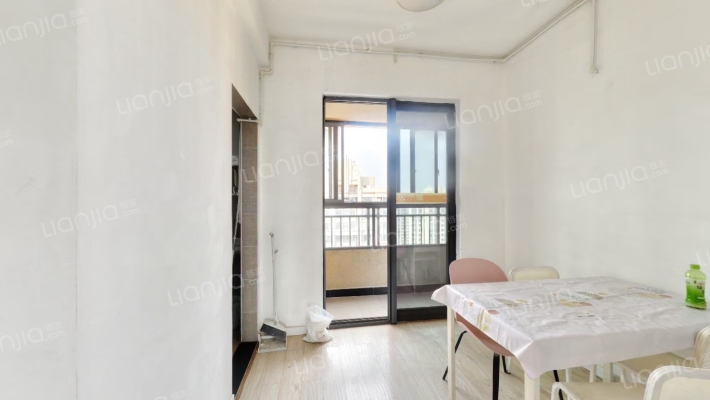 汉口城市广场四期二手房实景图