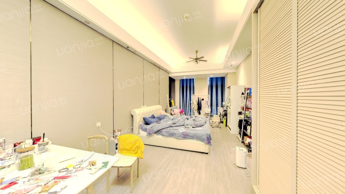 融创·滨海中心二手房实景图