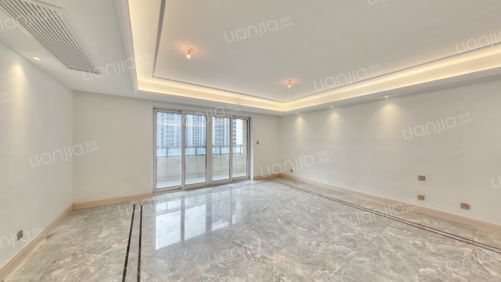 万科翡翠之光二手房实景图