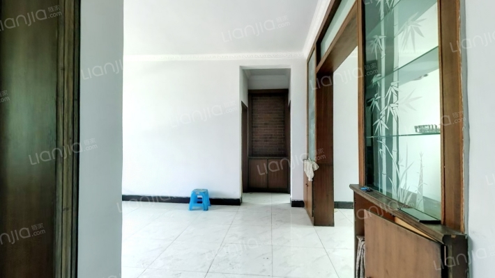 162车队宿舍二手房实景图