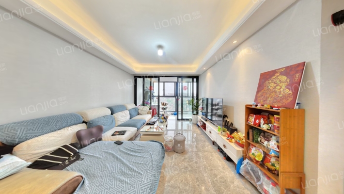 翡翠天域臻园二手房实景图