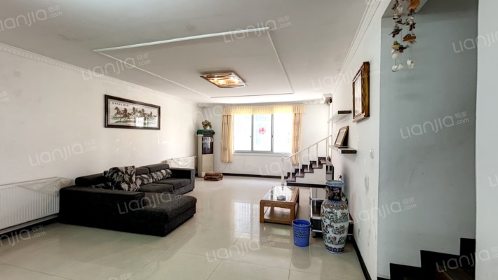 恒信家园二手房实景图