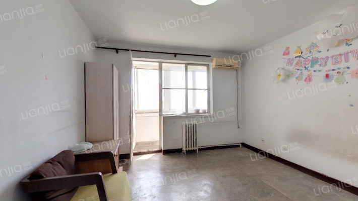 酒仙桥三街坊二手房实景图