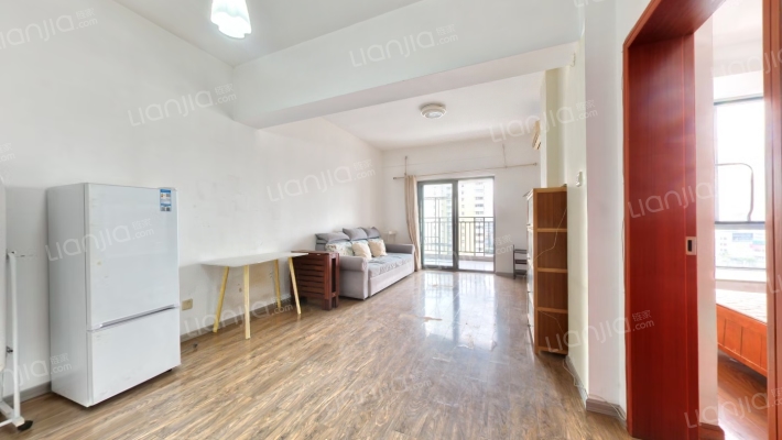 清江雅居二手房实景图