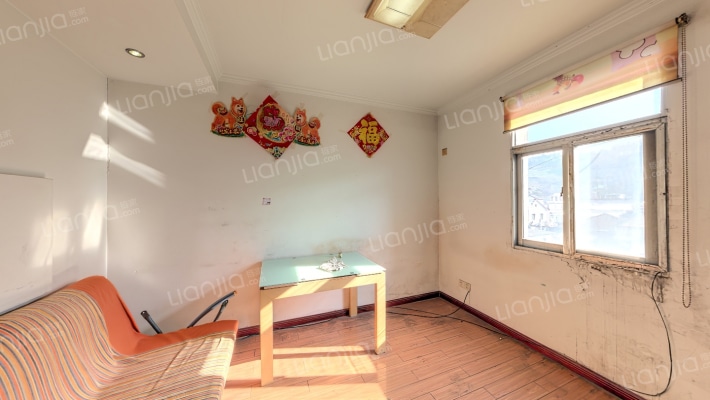 朱方路209号二手房实景图