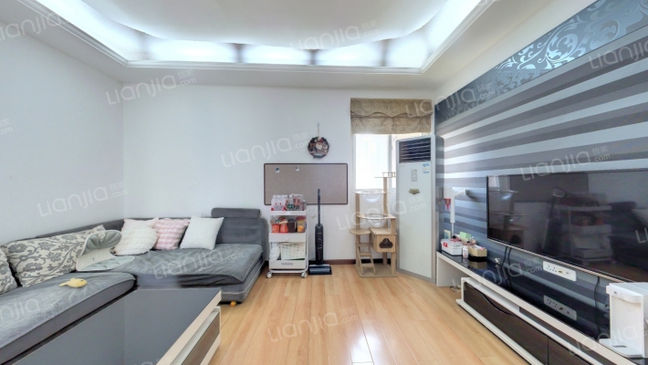 龙江庭苑C区二手房实景图