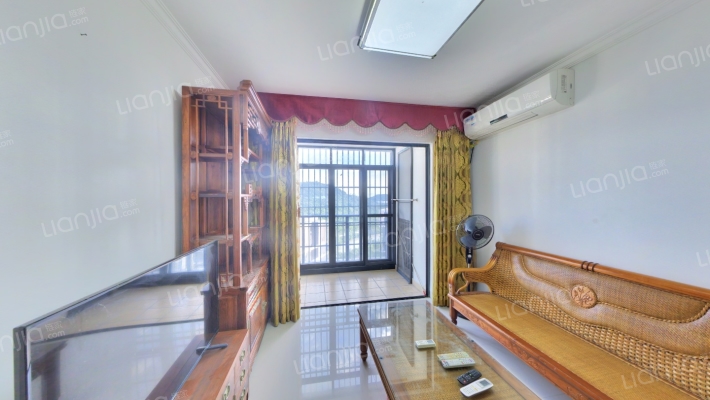 卓达东方巴哈马二手房实景图