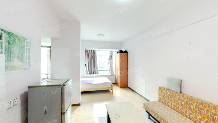 朗晴假日四期二手房实景图