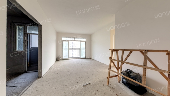 尚美时代B区二手房实景图