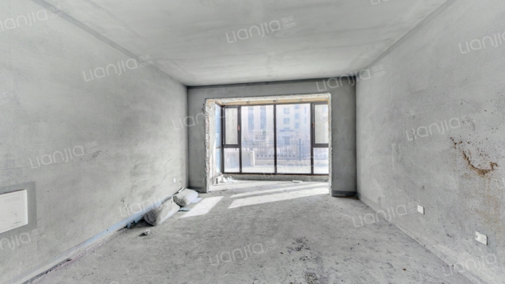 保利溪湖林语三期二手房实景图