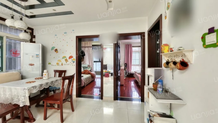 铂金汉宫二手房实景图