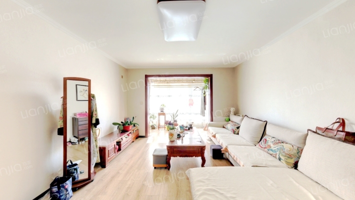 建工颐景住宅小区二手房实景图