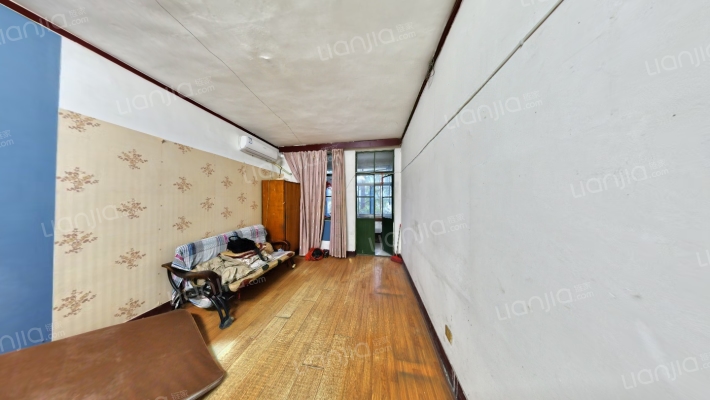 南湖路42号二手房实景图