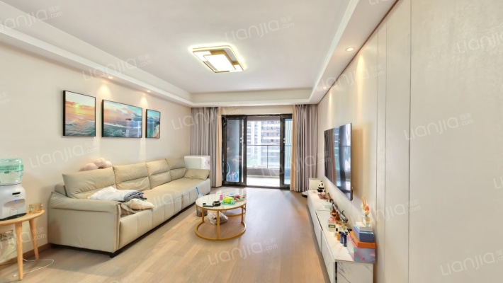 世茂璀璨天城二手房实景图