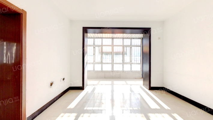 百盛家园二手房实景图