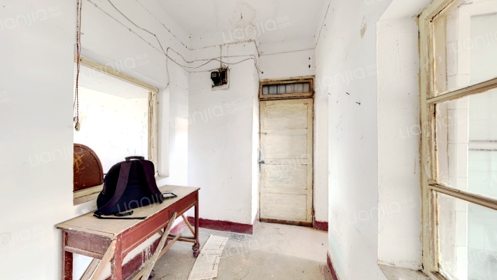 吕八街7号二手房实景图