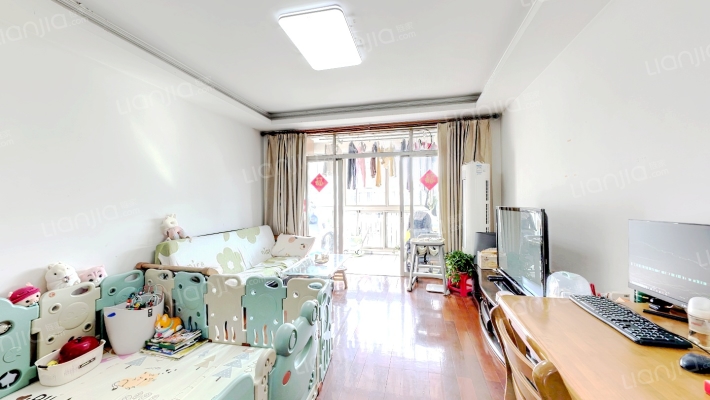 极景易家二手房实景图