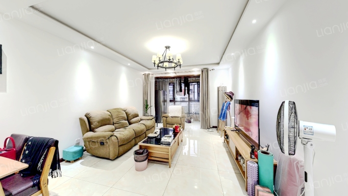 嘉华帕醍欧二手房实景图