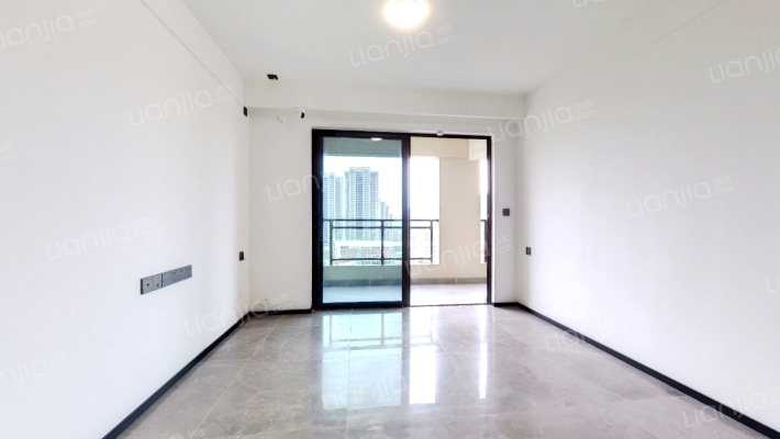 美的君兰半岛A4地块二手房实景图