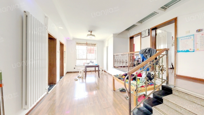 兴业北云鹤花园三期二手房实景图