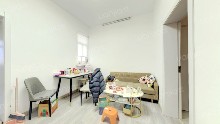 园林小区二手房实景图