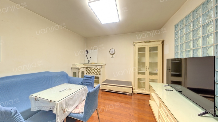 和源名邸二手房实景图