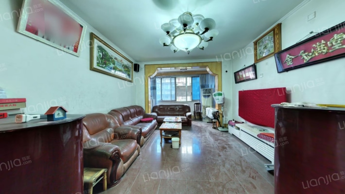 泰山新城桂花苑二手房实景图