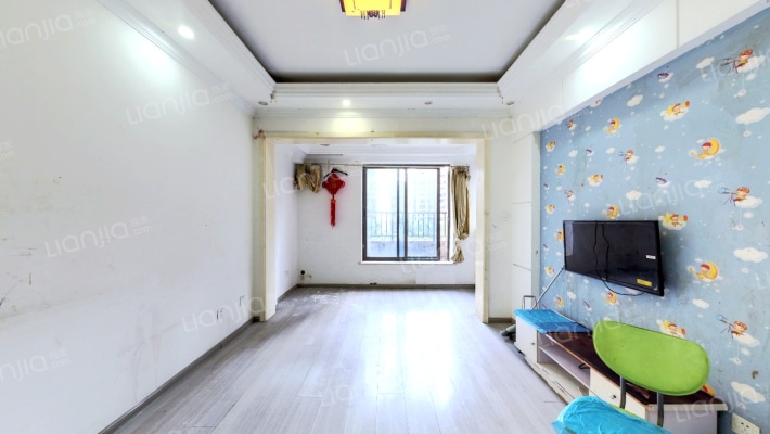 保利春天花语二手房实景图