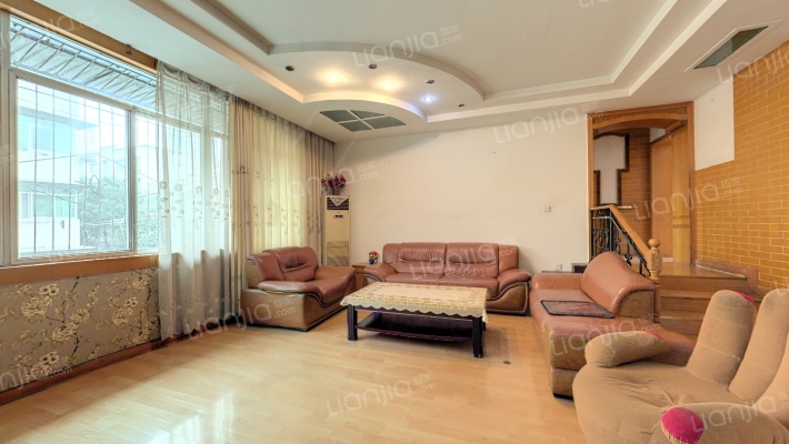 军分区宿舍楼二手房实景图