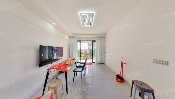 江畔明珠二手房实景图