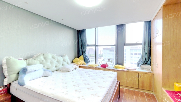 蓝天兴都商务大厦二手房实景图