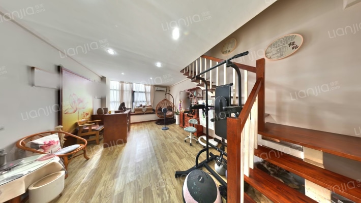 万科金色城品二手房实景图