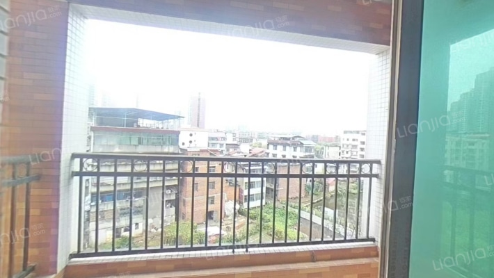 湘水明珠二手房实景图