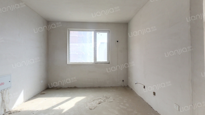 中医院旁正规一居室，大阳台，采光好-客厅