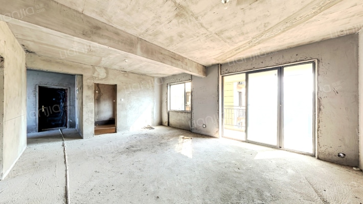 骑龙大街二手房实景图