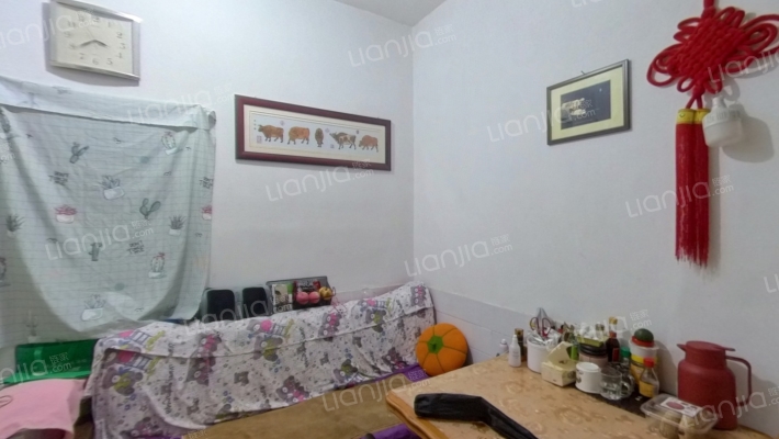 中华巷甲35号院二手房实景图