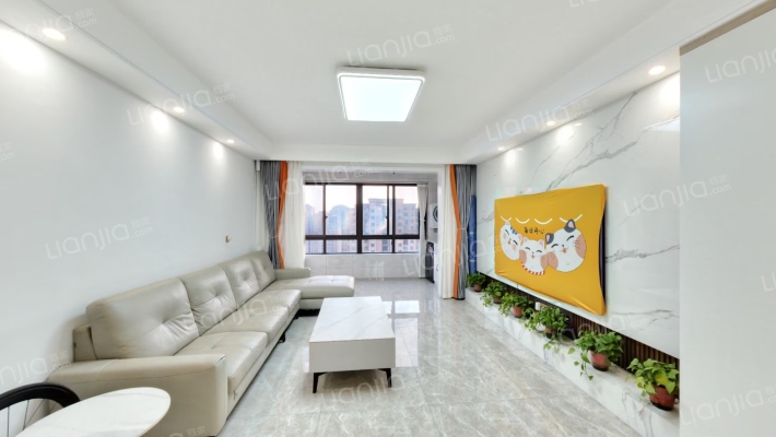 东方蓝海二手房实景图