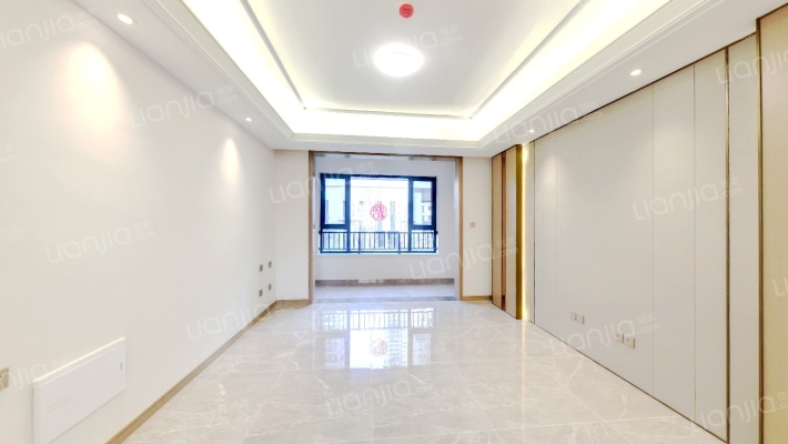 绿地IFC中央公馆B1-1区二手房实景图