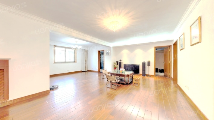 悦华小区二手房实景图