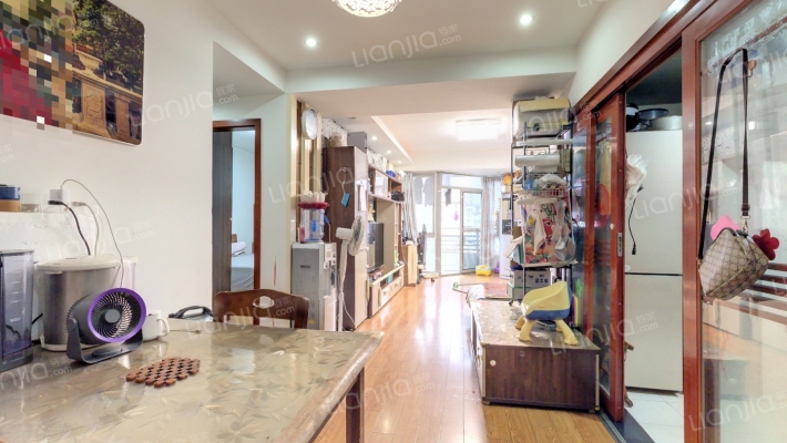 金林大城小室二手房实景图