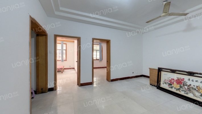 滨河小区二手房实景图