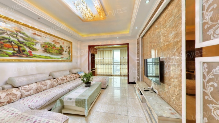 巴黎春天二手房实景图